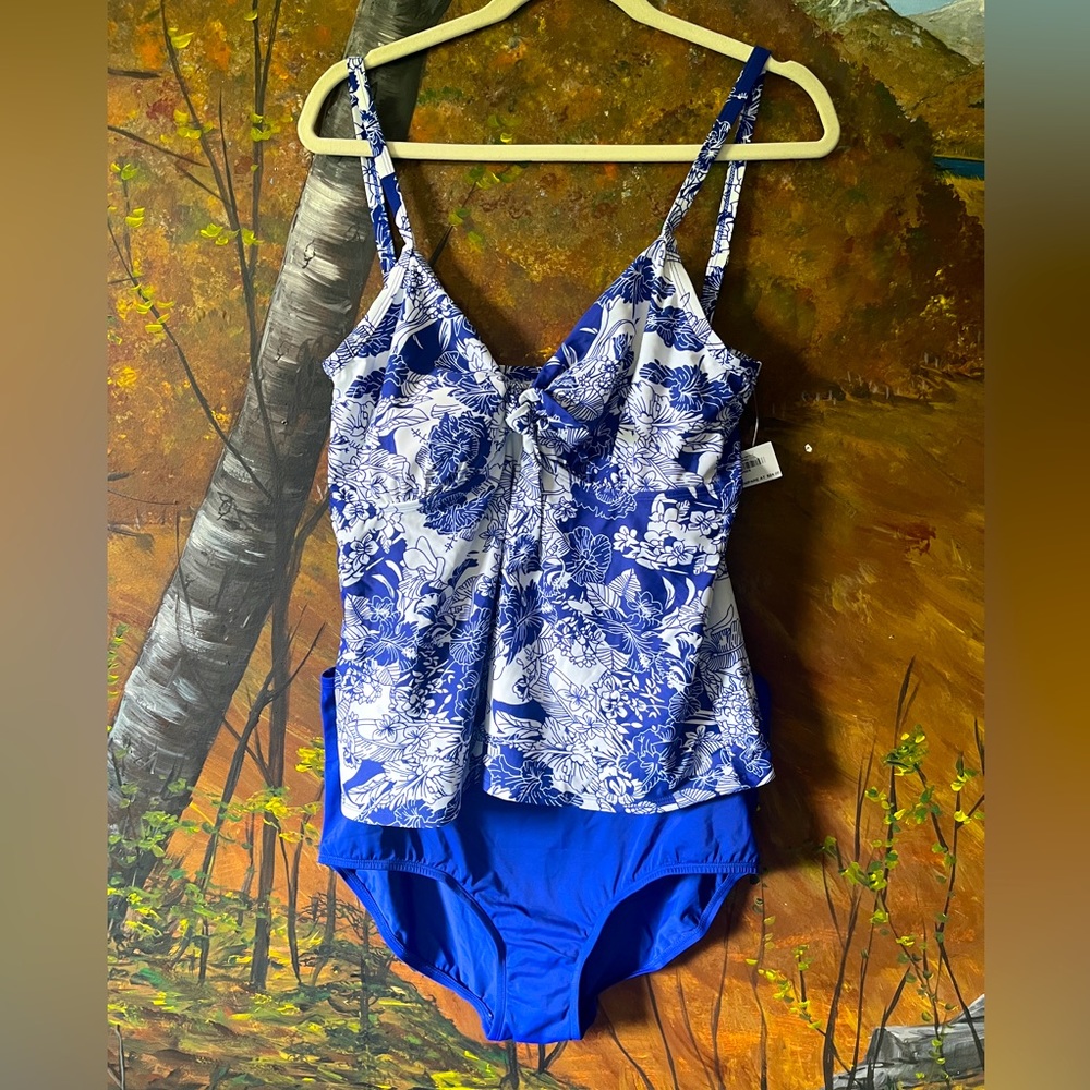NWT tankini bathing suit. Size 3XL